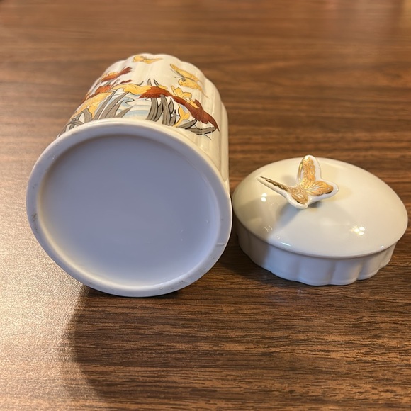 Butterfly Ceramic Container - Picture 7 of 9